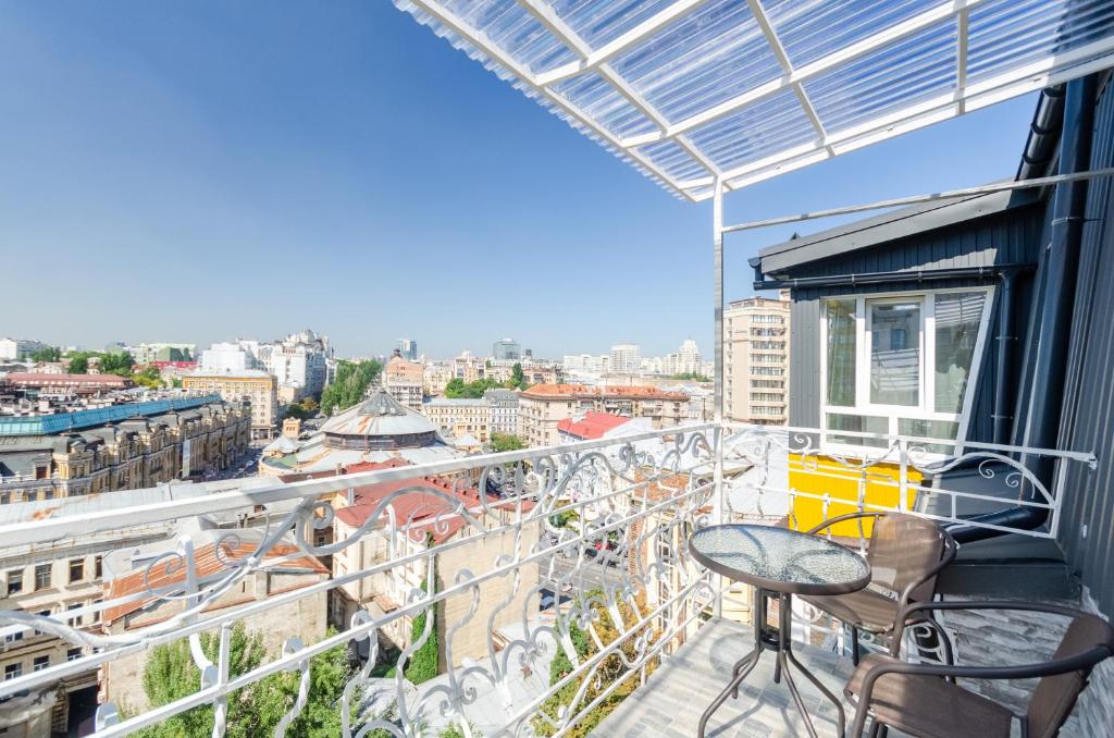 Balkón nebo terasa v ubytování Апартаменты WOW-hotel