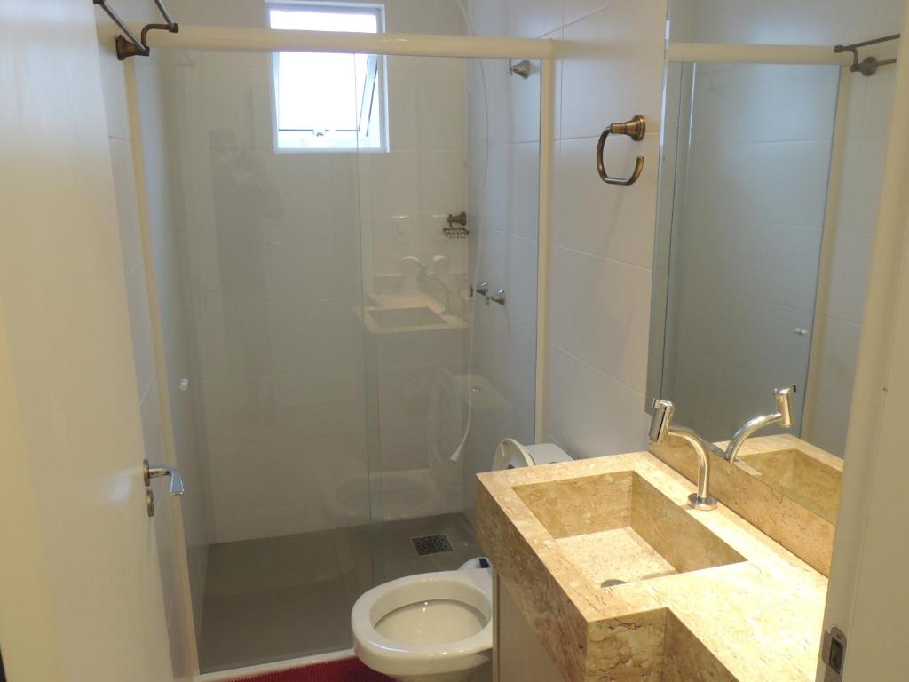  Apartamento 3 suítes - Meia Praia- com Telas de Proteção