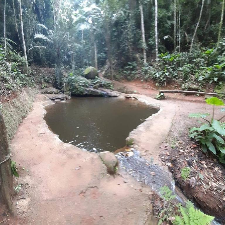  Sitio Recanto da tilapia ( 3 chalés E 10 suítes)