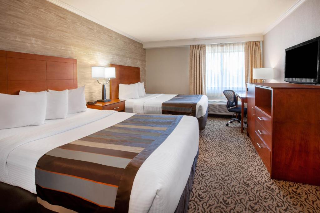Wingate by Wyndham Detroit Metro Airport - Habitación Con 2 Camas Grandes - No Fumadores