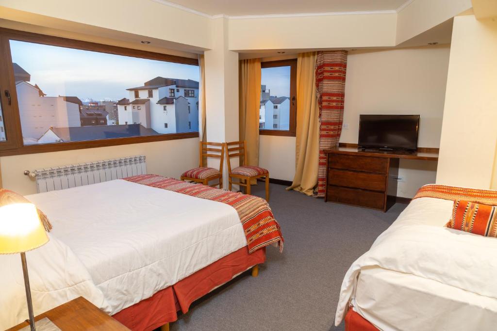 Postel nebo postele na pokoji v ubytování Hotel Cottbus