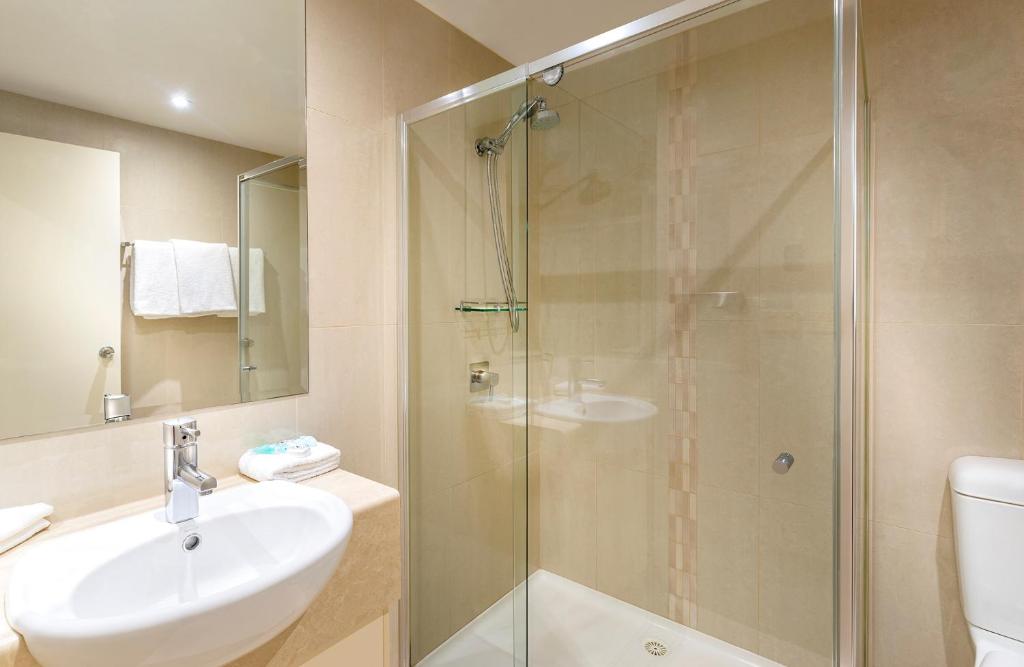 BEST WESTERN PLUS Travel Inn - Resim 41