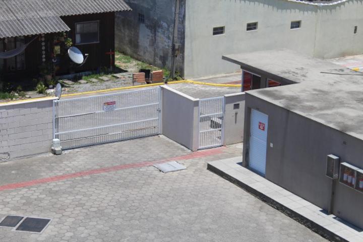 APARTAMENTO 403 COMPLETO no PARAISO DAS PRAIAS LIMPAS DE IMBITUBA