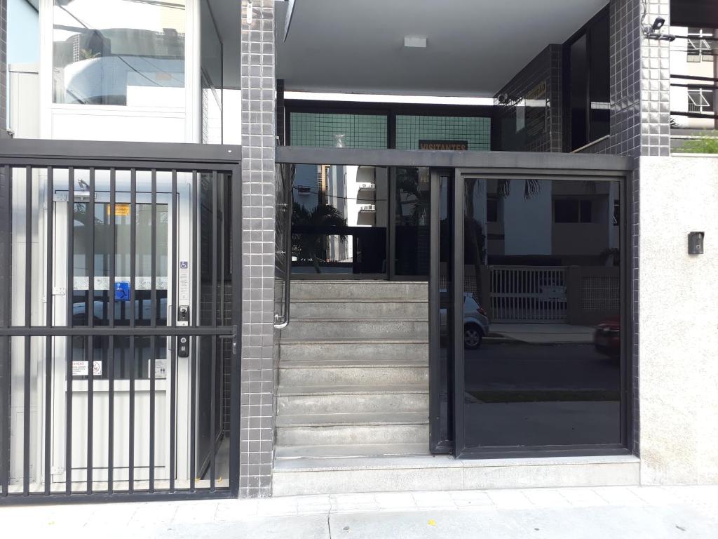  Excelente apartamento na ponta verde
