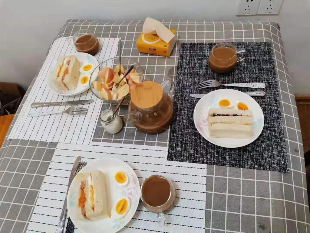 Φαγητό σε αυτός ο ξενώνας ή κάπου εκεί κοντά