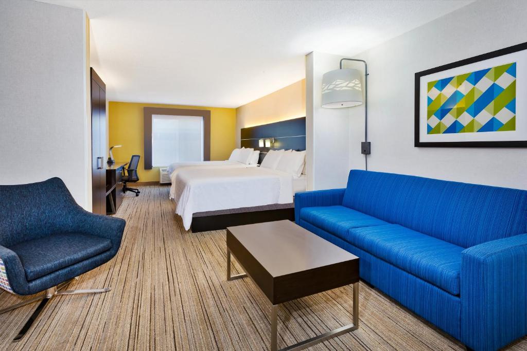 Holiday Inn Express Hotel & Suites Cleveland-Richfield by IHG photo