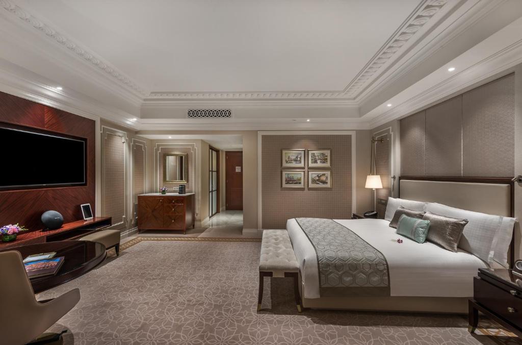 The Fullerton Hotel Singapore 4