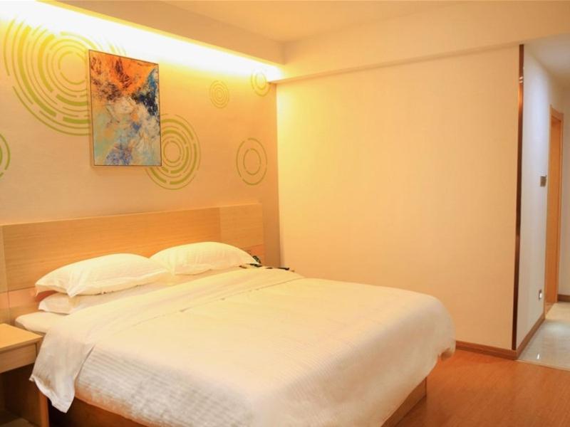 Gallery image of GreenTree Inn Shangrao Shangrao district Yueliangwan Automobile City Business Hotel in Shangrao