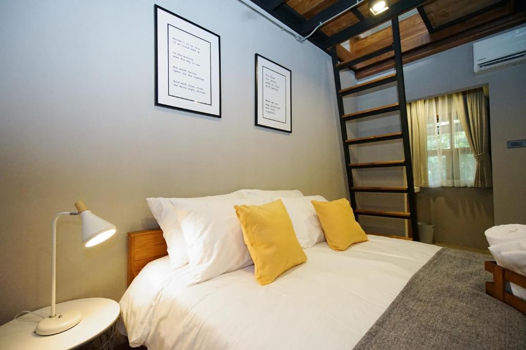 Yellow Pillow village - Resim 29