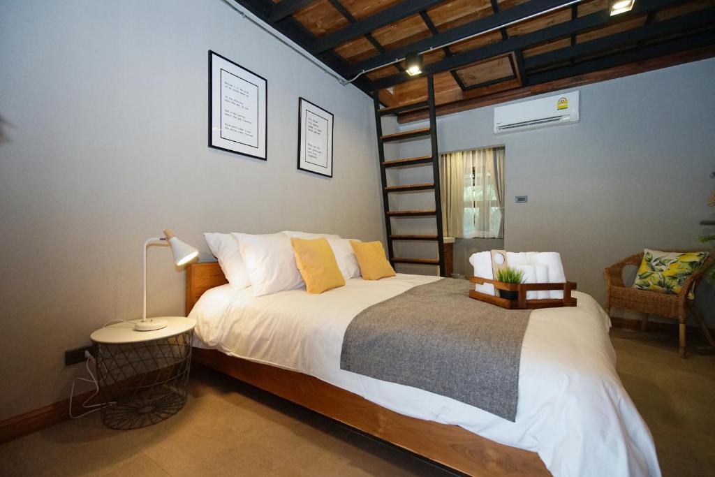 Yellow Pillow village - Resim 36