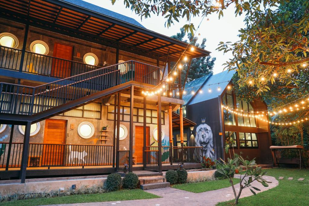 Yellow Pillow village - Resim 6