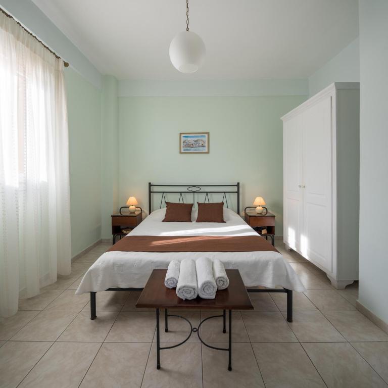 Moonlight Apartments & Suites - 1