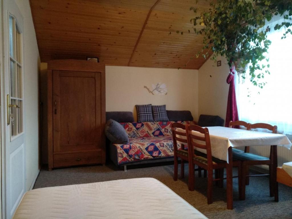 podkornutami - Quadruple Chambre