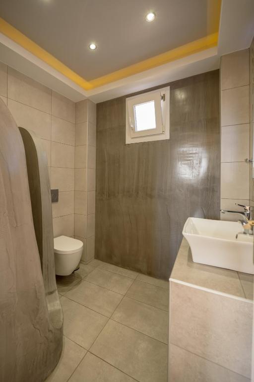 Moonlight Apartments & Suites - 2