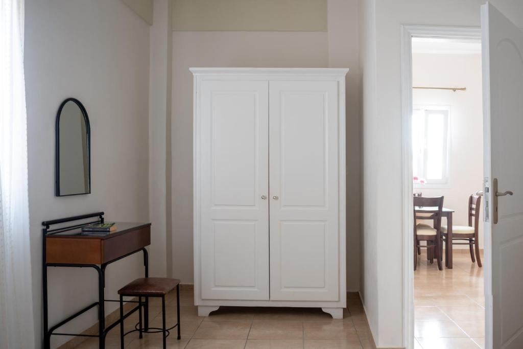 Moonlight Apartments & Suites - 10