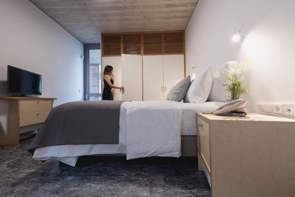 Athens BlueBuilding - 12