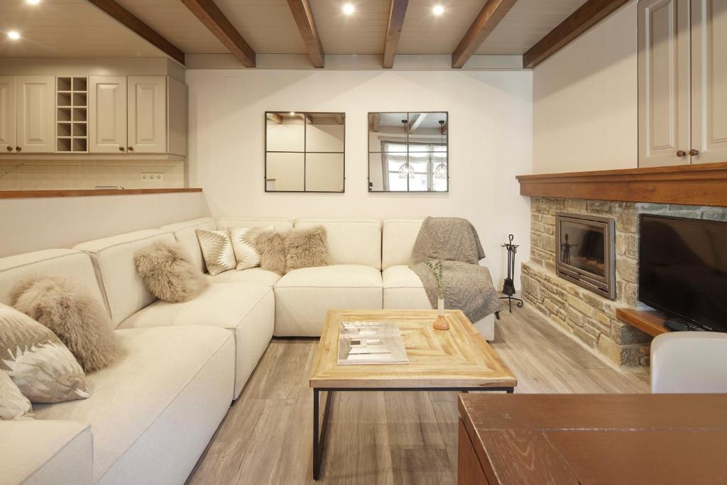 Posezení v ubytování Val de Ruda Luxe 9 by FeelFree Rentals
