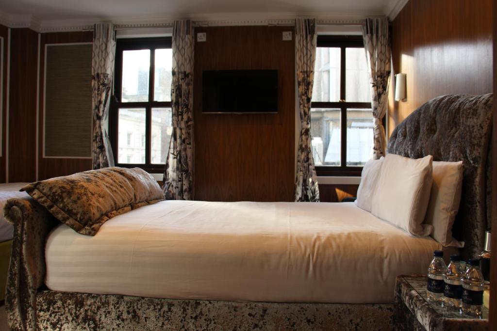 Cheshire Hotel Central London - Resim 21