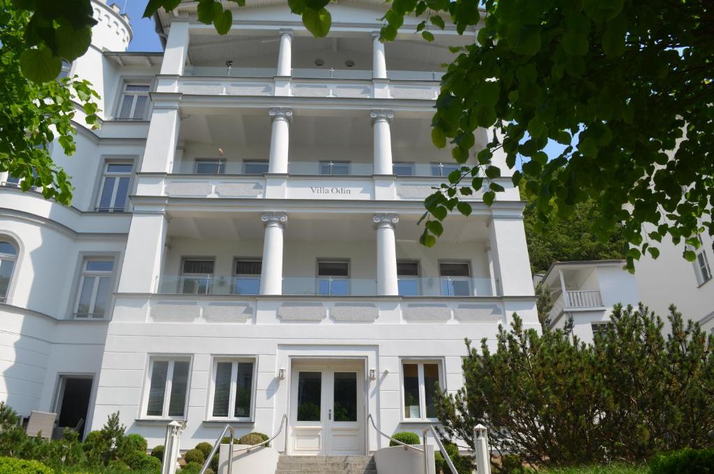 Afbeelding uit fotogalerij van Villa Odin "Strandläufer" in Ostseebad Sellin