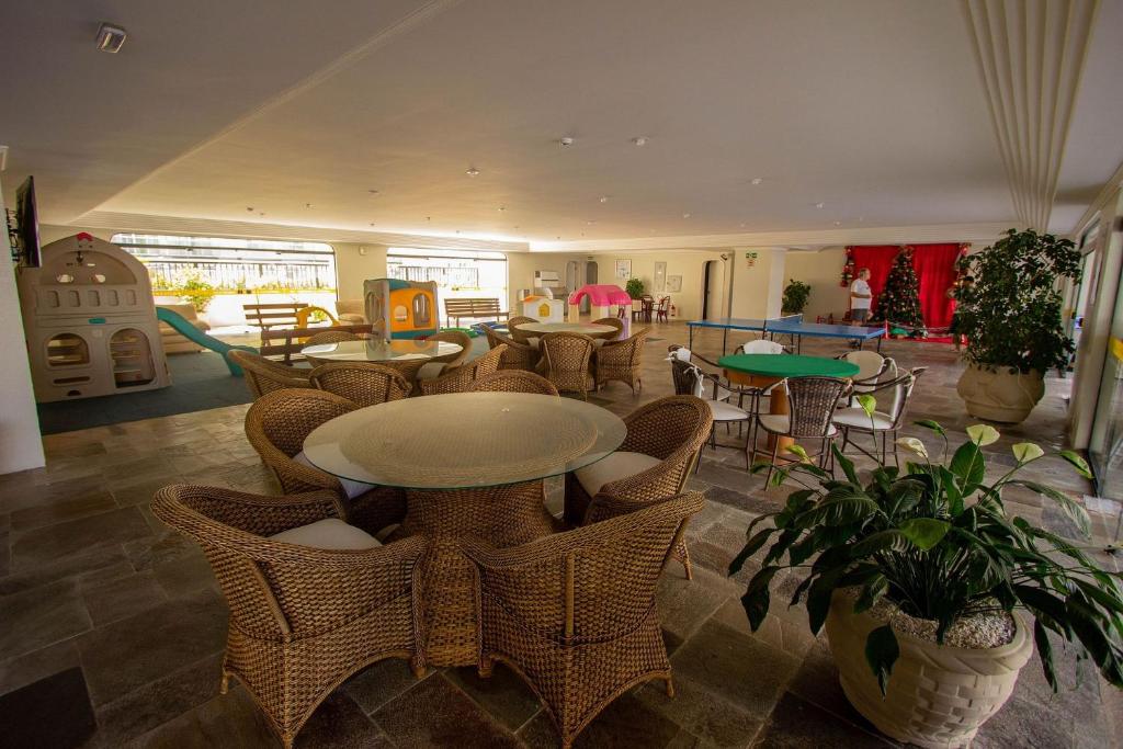  Apartamento com vista para o mar a uma quadra da praia