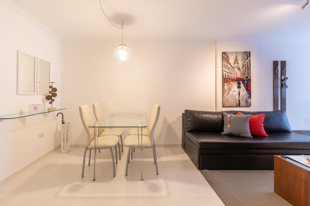 AT Suites - Appartement Met Balkon