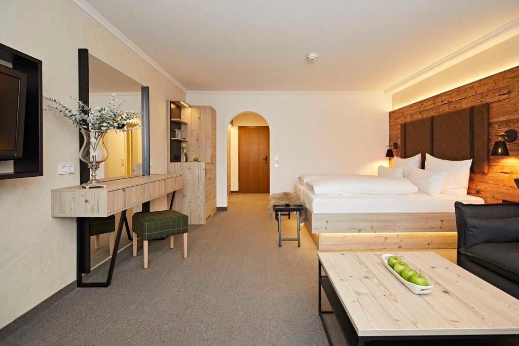 Postel nebo postele na pokoji v ubytování Hotel Rosenstock - Erwachsenenhotel - Adults only 15 plus