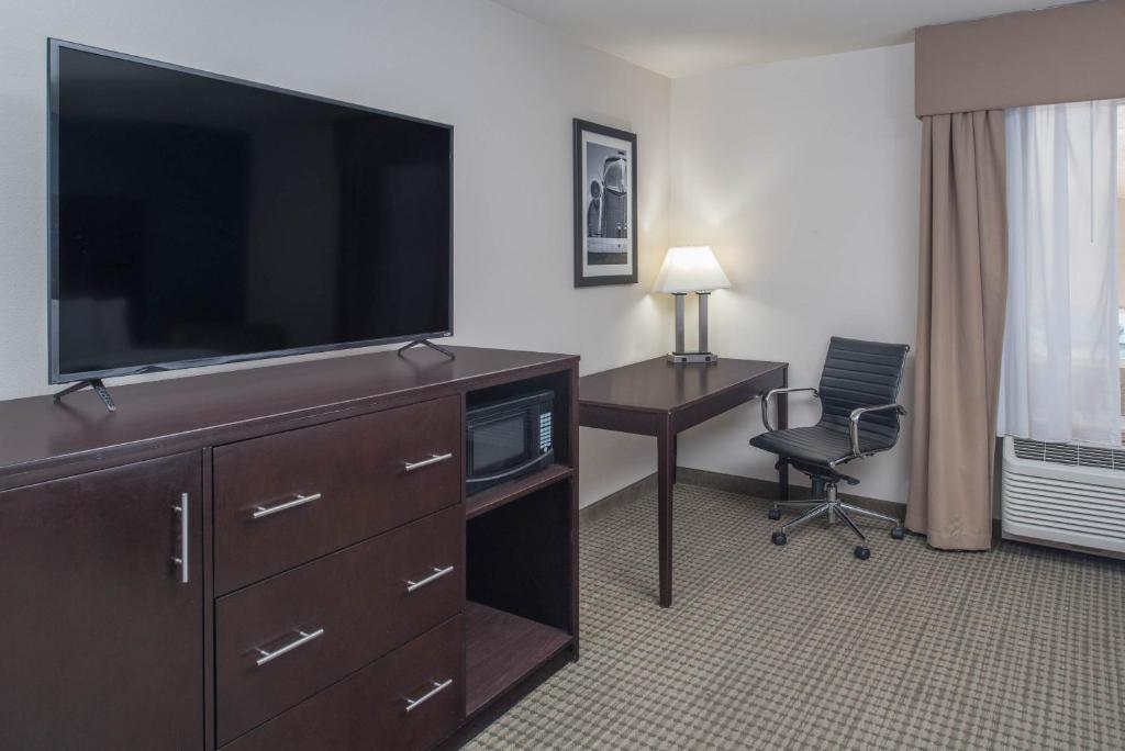 La Quinta by Wyndham Moscow Pullman photo