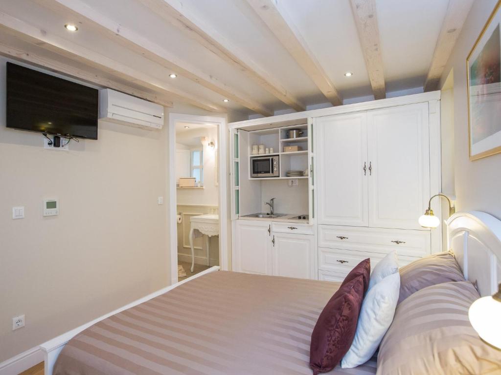 Studio Apartments Sonatina - 17