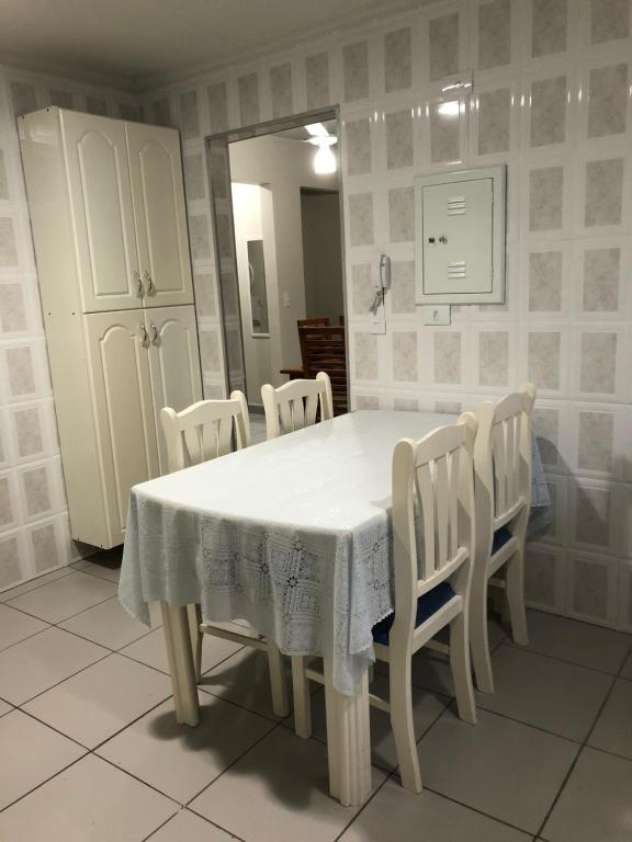  Apartamento Enseada Guarujá - 350m do Mar!
