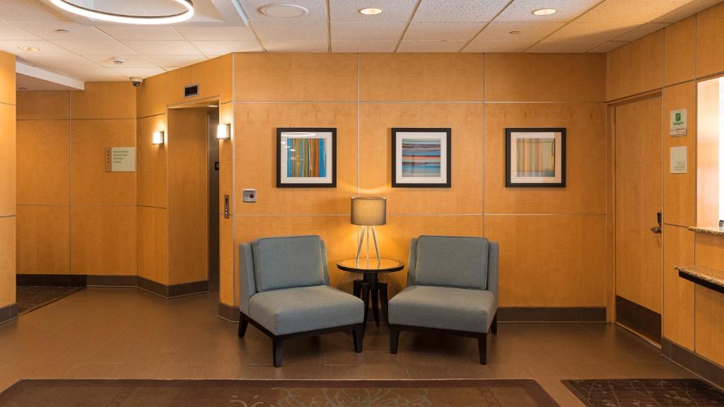 Holiday Inn St. Paul Downtown by IHG photo