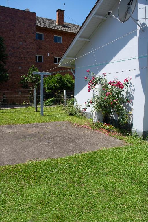  Casa no centro de Canela para até 07 pessoas