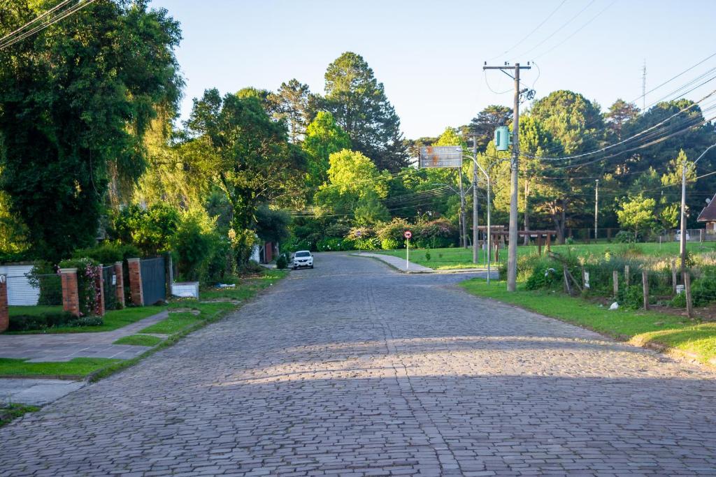  Casa no centro de Canela para até 07 pessoas