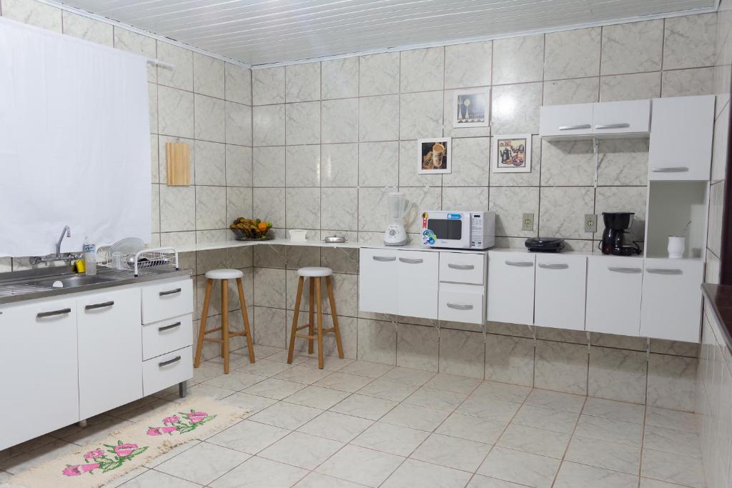  Casa no centro de Canela para até 07 pessoas