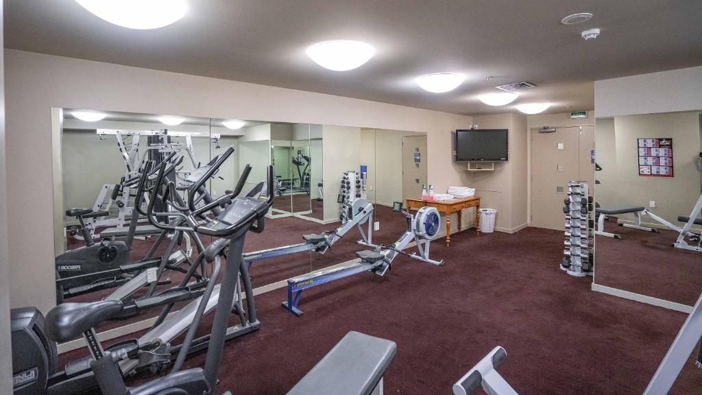 Fitness centrum a/nebo fitness zařízení v ubytování Scenic Hotel Dunedin City