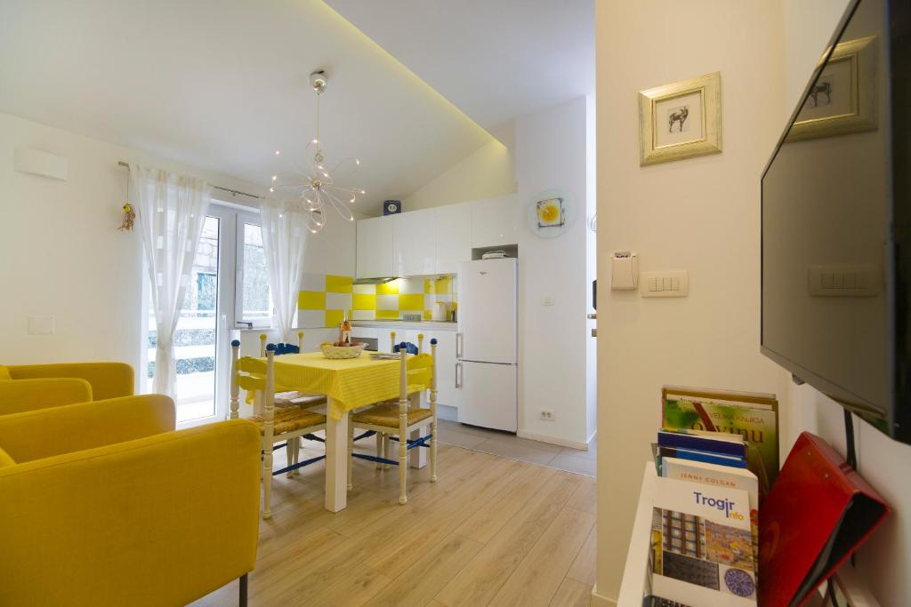 Apartment Sun & Sea - 15