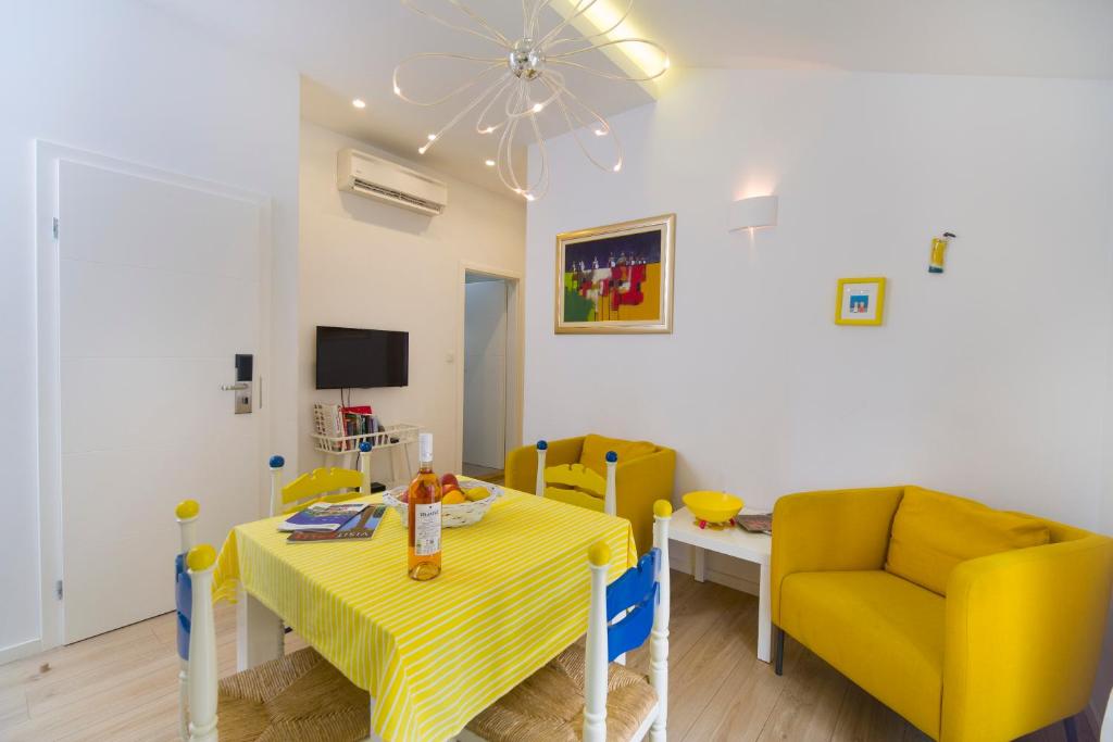 Apartment Sun & Sea - 14