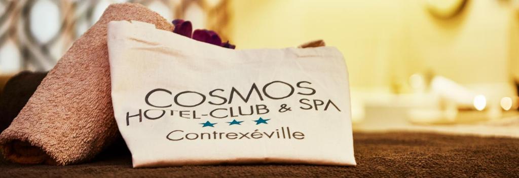 Certifikát, hodnocení, plakát nebo jiný dokument vystavený v ubytování Hôtel Cosmos & Spa