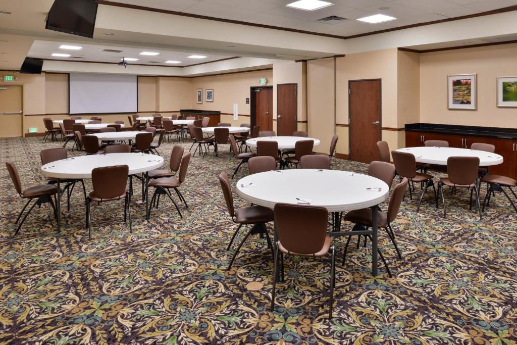 Staybridge Suites Albuquerque North by IHG photo