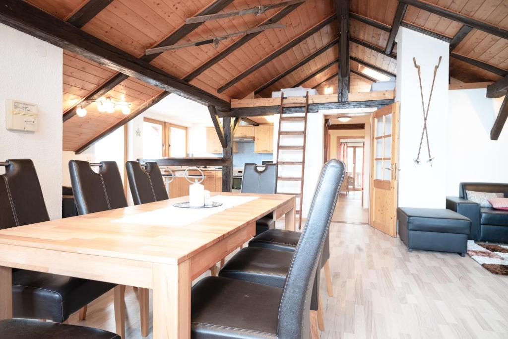 Posedenie v ubytovaní Lake View Lodges by we rent, SUMMERCARD INCLUDED