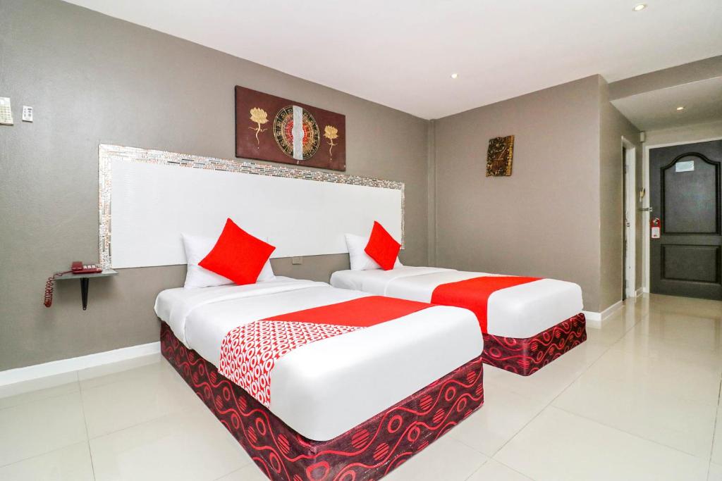 Natural Beach Hotel Pattaya - Standard Twin Room
