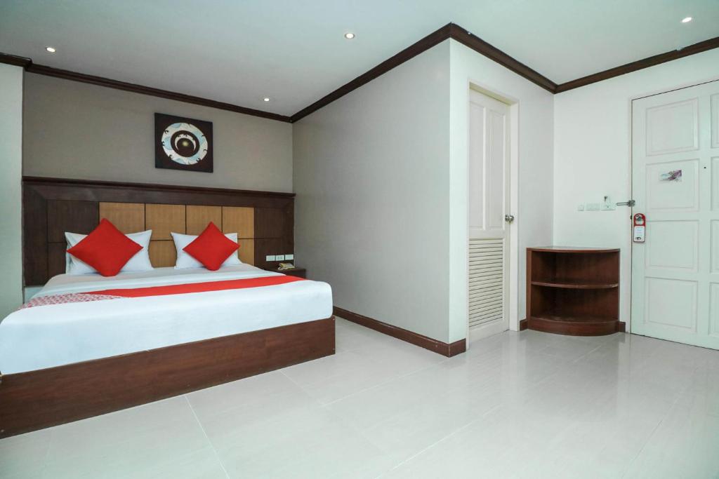 Natural Beach Hotel Pattaya - Superior Double Room