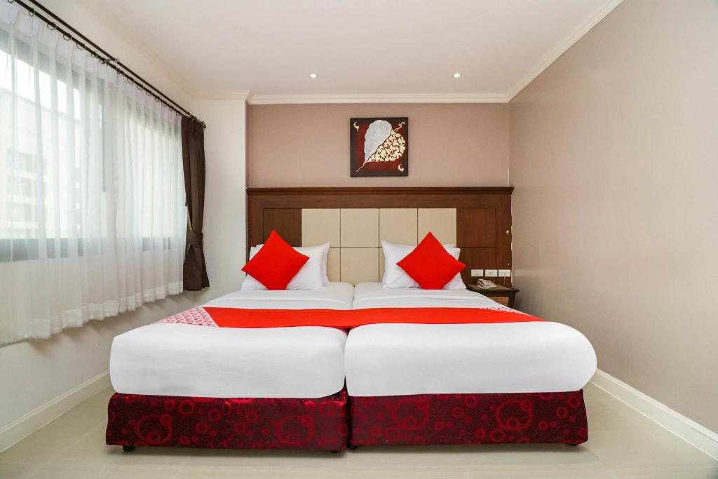 Natural Beach Hotel Pattaya - Resim 43