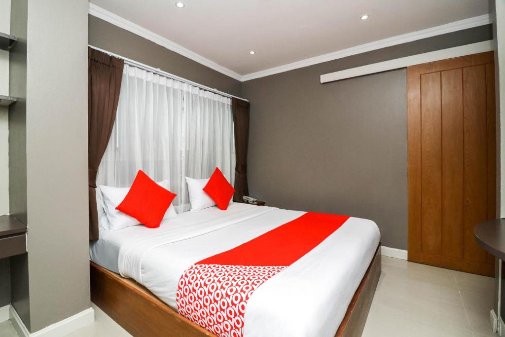 Natural Beach Hotel Pattaya - Resim 45