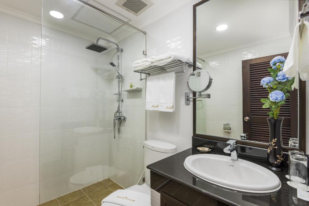 The Ambiance Hotel - Resim 14