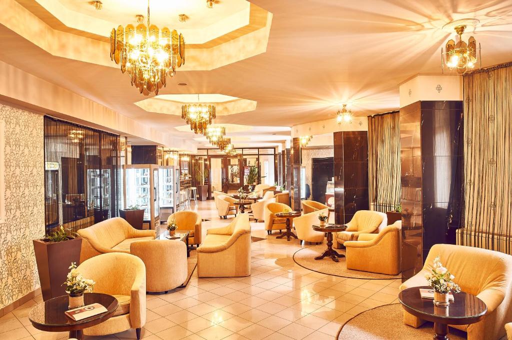 Continental Forum Tirgu Mures - Housity