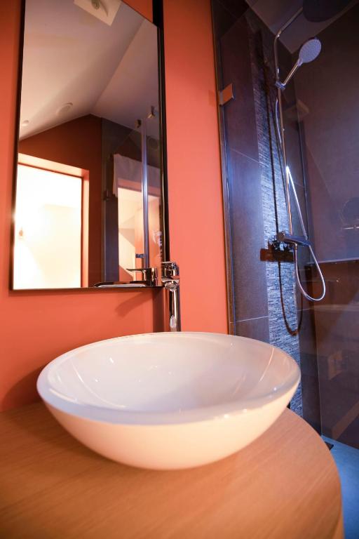Koupelna v ubytování B-Lodge Boutique Hôtel