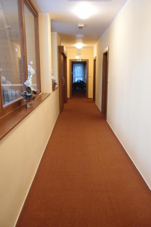 Zdjęcie z galerii obiektu Hotel Obří Sud Javorník w mieście Jeřmanice