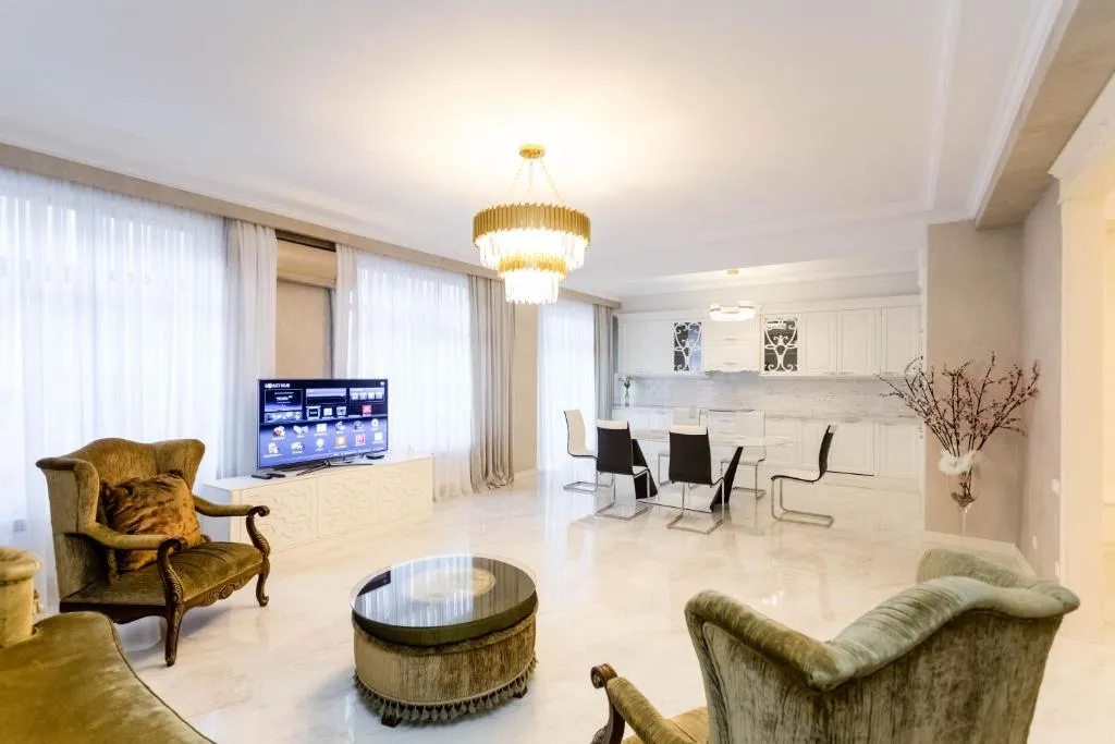 Luxury Landing, Tbilisi, Georgia