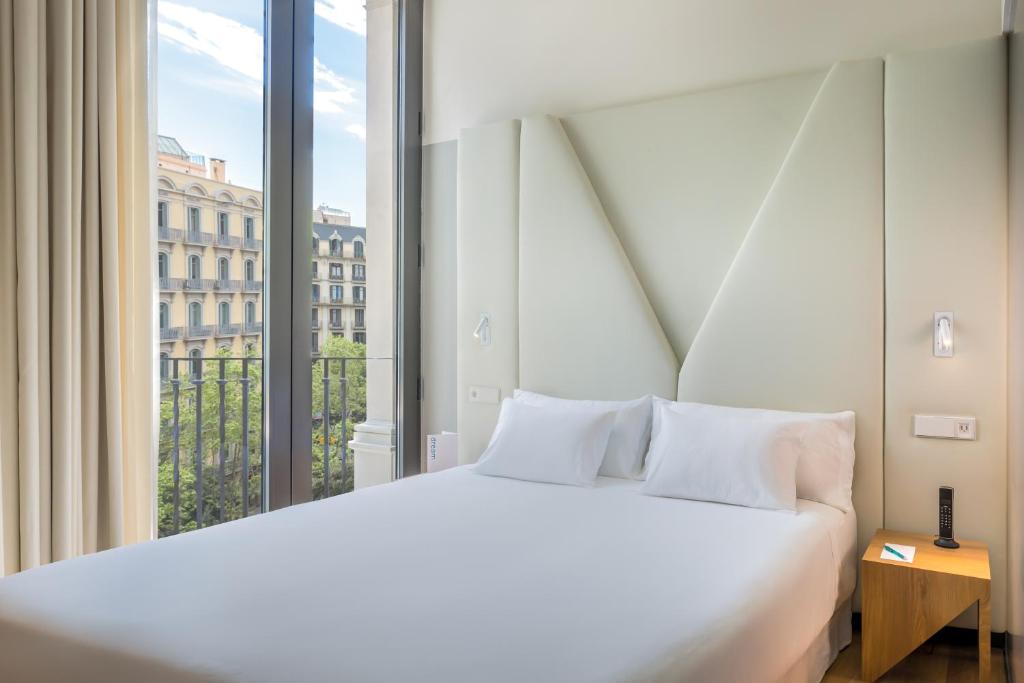 Occidental Diagonal 414 - Resim 16