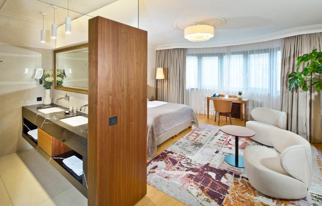 Hotel Maximilian - Stadthaus Penz - Resim 20